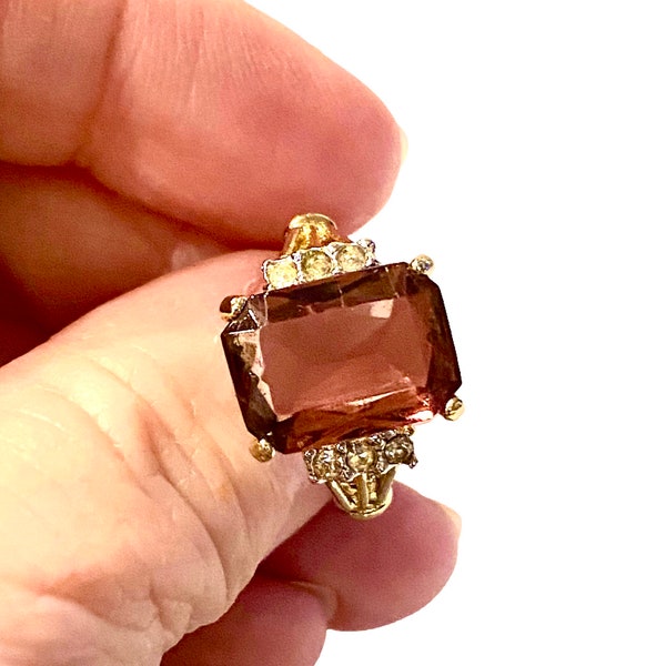 Vintage Espo 14K Gold ElectroPlate Faux Purple Amethyst Cushion Cut Cocktail Ring Size 8 1/2 AAA12