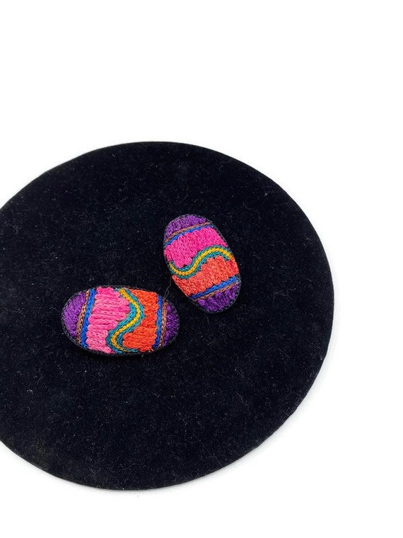 Vintage Oversized Dyed Thread Easter Egg Folklori… - image 3