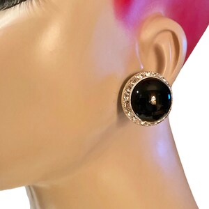 Vintage Black Polished Glass Cabochon Clear Crystal Button Clip Earrings AP5