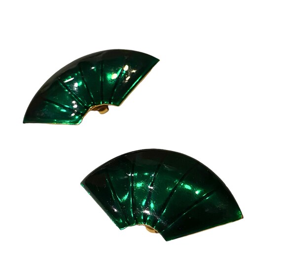 Vintage Fan Shaped Green Enamel Clip Earrings FF32 - image 4