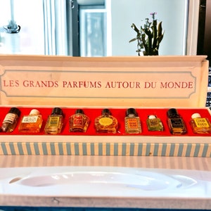 Vintage Les Grands Parfums de France Autour du Monde Set of 10 Miniature Perfumes Perfumes of the World