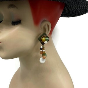 Vtg Chunky Long Lucite Green Yellow White  Cabochon Bead Drop Boho Fringe Clip earrings KK9
