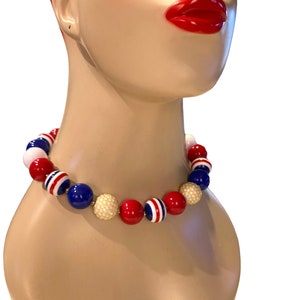 Vintage Oversized Patriotic Red White Blue and Bubble Bead Necklace Toggle Clasp Boho Chic Flintstones Betty Wilma Attire DDD39