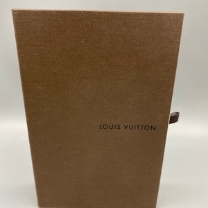 Louis Vuitton LV A4 Rare File Folder Agenda Card Holder Organizer Work  Folder Notebook Monogram for Sale in Long Beach, CA - OfferUp