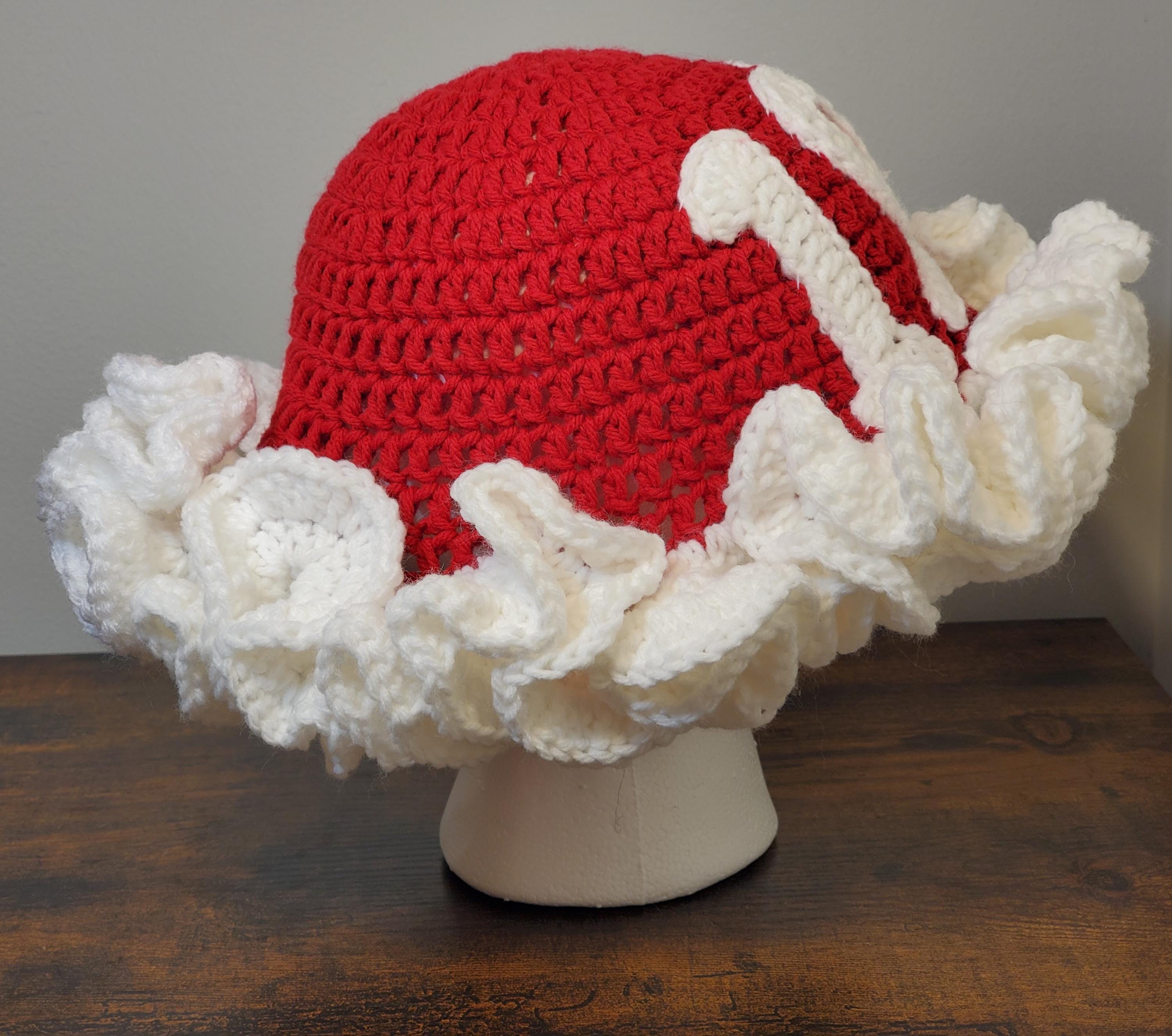 1913 Ruffle Hat - Etsy display picture 3