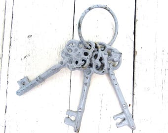 Skeleton Keys, Vintage Inspired Keys, Gray Keys, Shabby Cottage Chic, Rustic, Farmhouse, Paperweight, Gift Idea, Housewarming Gift