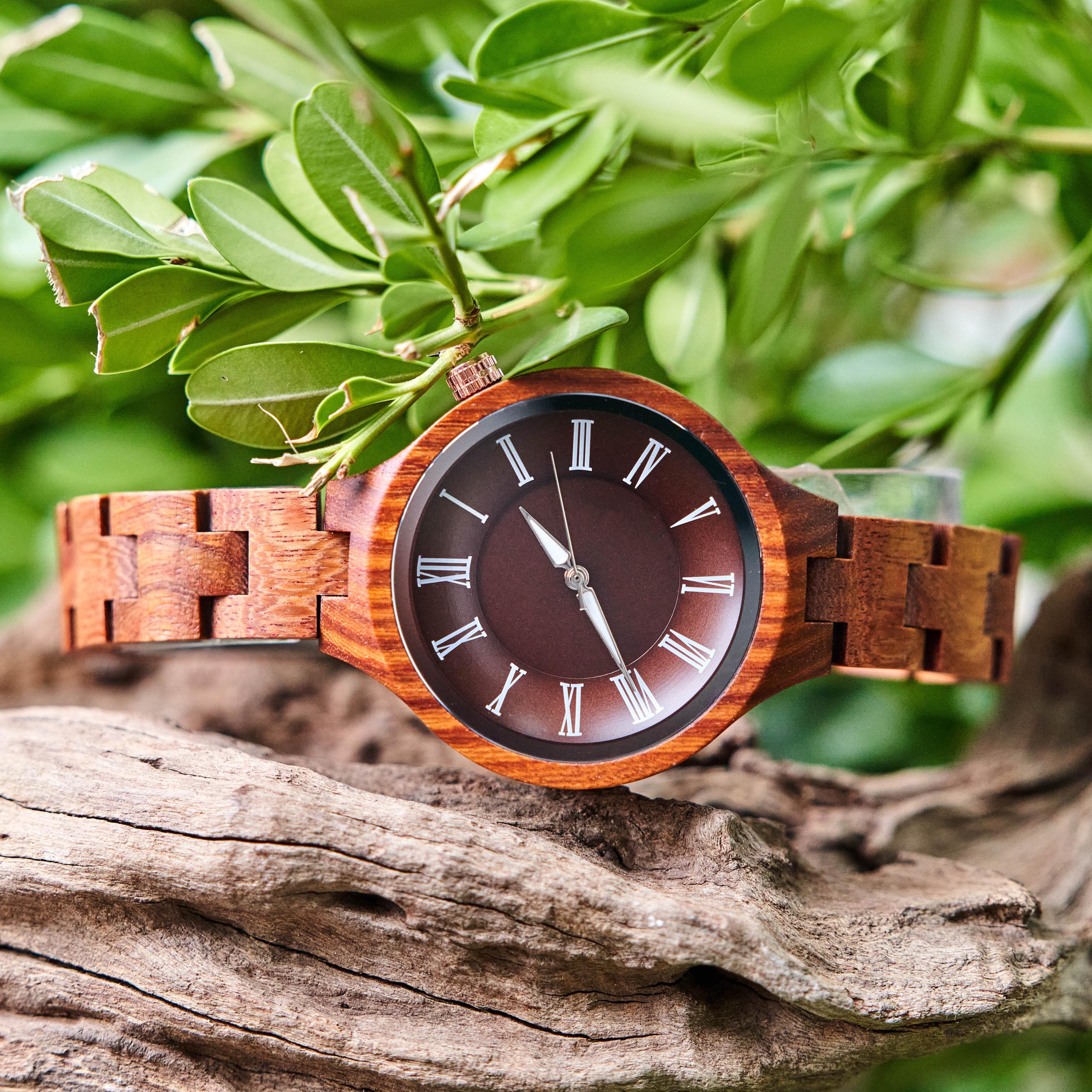 NEW WOMAN\'S LUXURY GENUINE RED SANDALWOOD WATCH Red Sandalwood Women main image 4