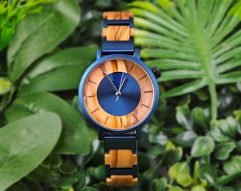 Women's Personalized Watch - Engraved Wooden Timepiece for Her - Anniversary Gift, Mother's Day Present - Custom Name & Message