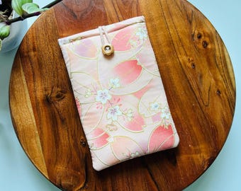 Japanese style floral Handmade boox Palma sleeve. Padded sleeve for boox Palma and Palma 2