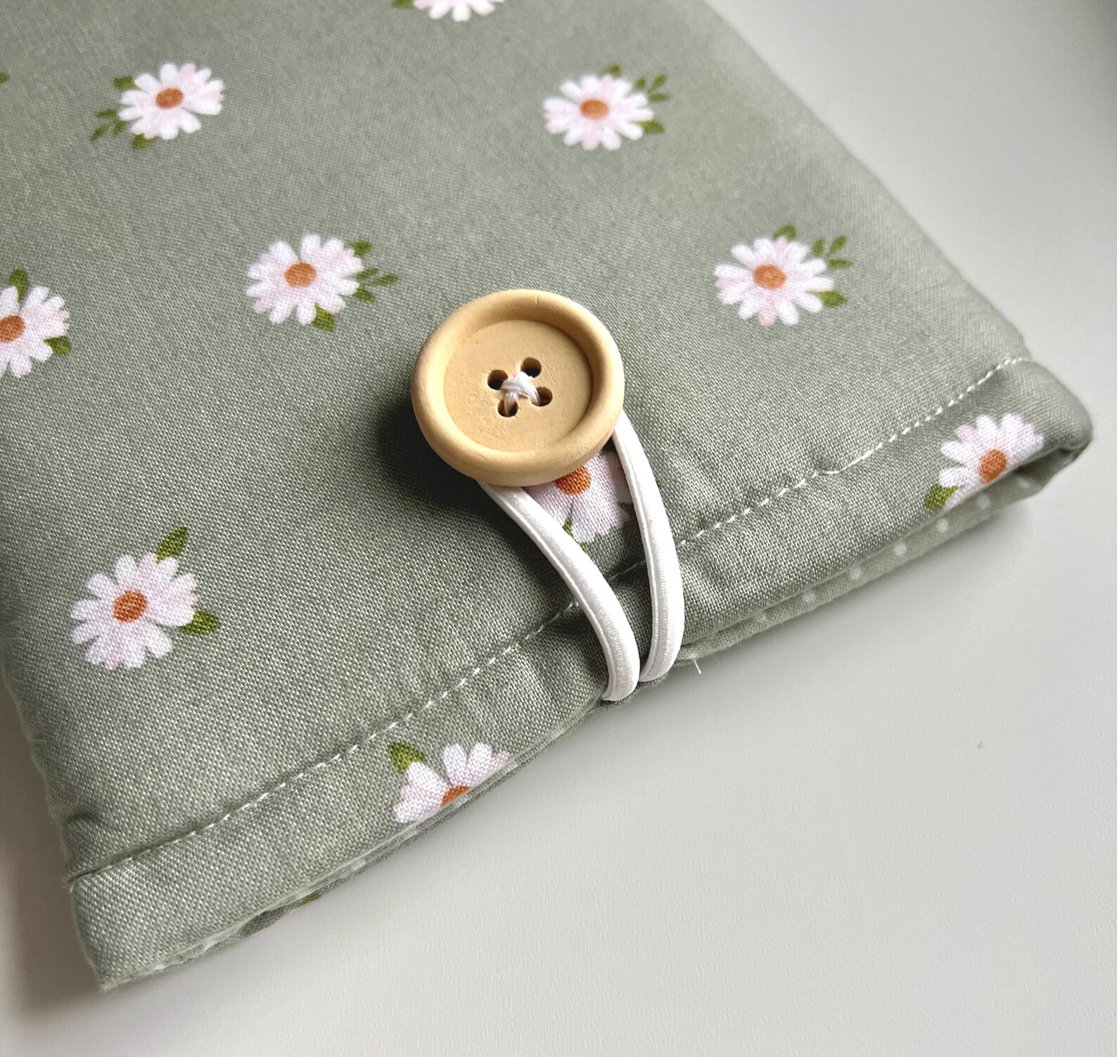 Daisy Flower Padded Kindle Sleeve for Kindle Basic, Kindle Paperwhite ...