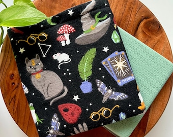 Witch’s accessories E-Reader Sleeve: Padded Kobo Libra Colour Case