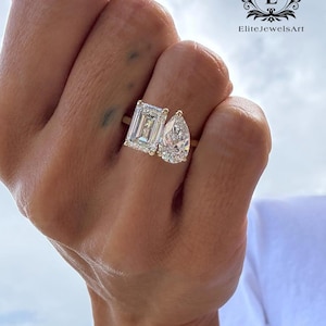 Toi et Moi Moissanite Engagement Ring | Emerald & Pear Cut Double Stone Ring | 14K Gold Promise Ring | Unique Gift for Her