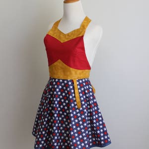 The SUPER WONDER HERO Woman's Apron Instant Download pdf Sewing Pattern 126 Sizes XXSmall thru XLarge 0-20 image 5