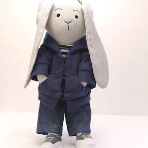 Patrón de costura en PDF para muñeco de conejito de peluche con ropa - MVD #312 Conejito y #341 Colección de ropa informal