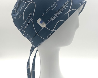 Bonnet chirurgical d'anesthésie : bonnet chirurgical en coton avec doublure en satin (en option)