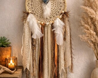 Atrapasueños único de concha de corazón con centro de crochet