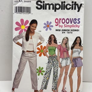Y2K Simplicity 9509 Grooves Wzór do szycia Juniorski kardigan domowy Dzianinowe bluzki Spodnie piżamowe Szorty Rozmiar 3/4-9/10 Nierozcięte FF OOP