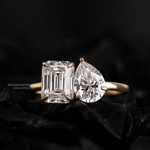Toi Et Moi Ring: Emerald & Pear Lab Grown Diamond 14K Gold Engagement Ring