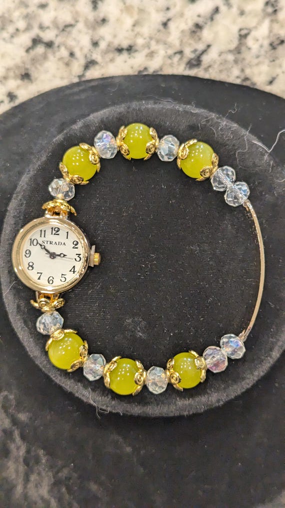 Strada Simulated Yellow and White Beaded Movement Stretch Bracelet