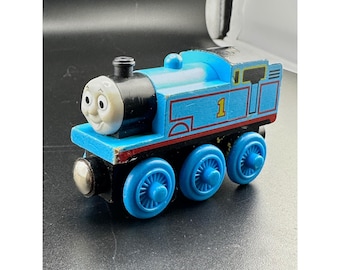 Thomas the Tank Engine Wooden Railway Train 2002 Gullane Blue No 1 Magnetic Toy