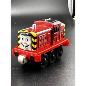 2003 Thomas & Friends Take N Play Salty Train Engine Learning Curve Metal Vtg