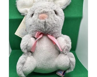 NWT Well Made Toys Plyschkanin Grå Vit Kanin Gosedjur Påsk