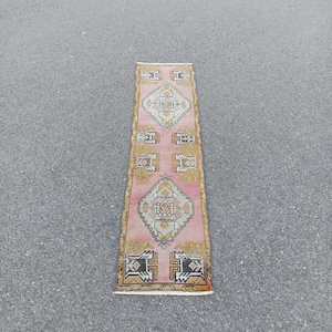 Handmade Wool Oushak Runner Rug: Vintage Turkish Small Rug (1.7x6 Ft)
