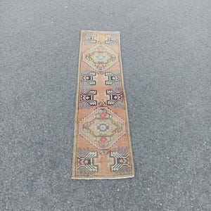 Vintage Turkish Wool Runner Rug: Small Neutral Handmade Rug (1.7x5.9 FT)