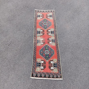 Handmade Red Wool Runner Rug: Vintage Hallway Carpet (1.10x5.11 FEET)