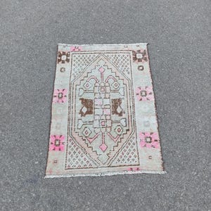 2.7x3.5 FT Rug, Turkish Rug, 3x3 Small Area Rug, Vintage Rug, Handmade Wool Rug, Oushak Rug, Bathroom Rug, 3x3 Doormat Rug, Home Decor Rug,