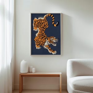 Japanische Tigerkunst, mutige traditionelle Wandkunst, wildes Tigerdekor, Tierwanddekor, einzigartiger Tigerdruck, asiatische Wandkunst, Dschungeldekor Bild 9