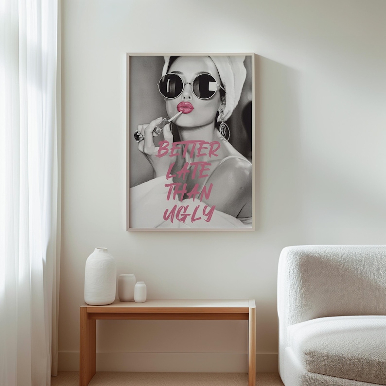 Arte di Audrey Hepburn, poster di "Meglio tardi che brutto", poster di film vintage, decorazioni murali, arte cinematografica classica, arredamento per la casa, arte murale di film immagine 6