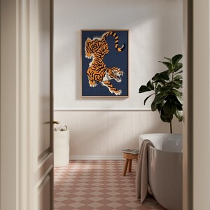 Japanische Tigerkunst, mutige traditionelle Wandkunst, wildes Tigerdekor, Tierwanddekor, einzigartiger Tigerdruck, asiatische Wandkunst, Dschungeldekor Bild 6