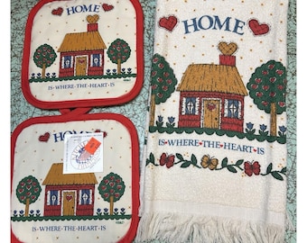 VTG 90-tals Home Is Where The Heart Is Kökshanddukar & Grytlappar Set Nytt Osorterat Lager