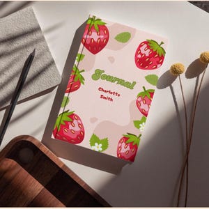 Diario con copertina rigida a forma di fragola, diario personalizzato dolce e divertente, regalo per il ritorno a scuola, cancelleria kawaii per ragazze adolescenti, finitura opaca