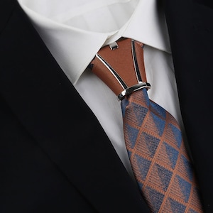 Camel Tie Knot Cover: Metal Necktie Clip, Elegant Suit Accessory for Groomsmen Gift