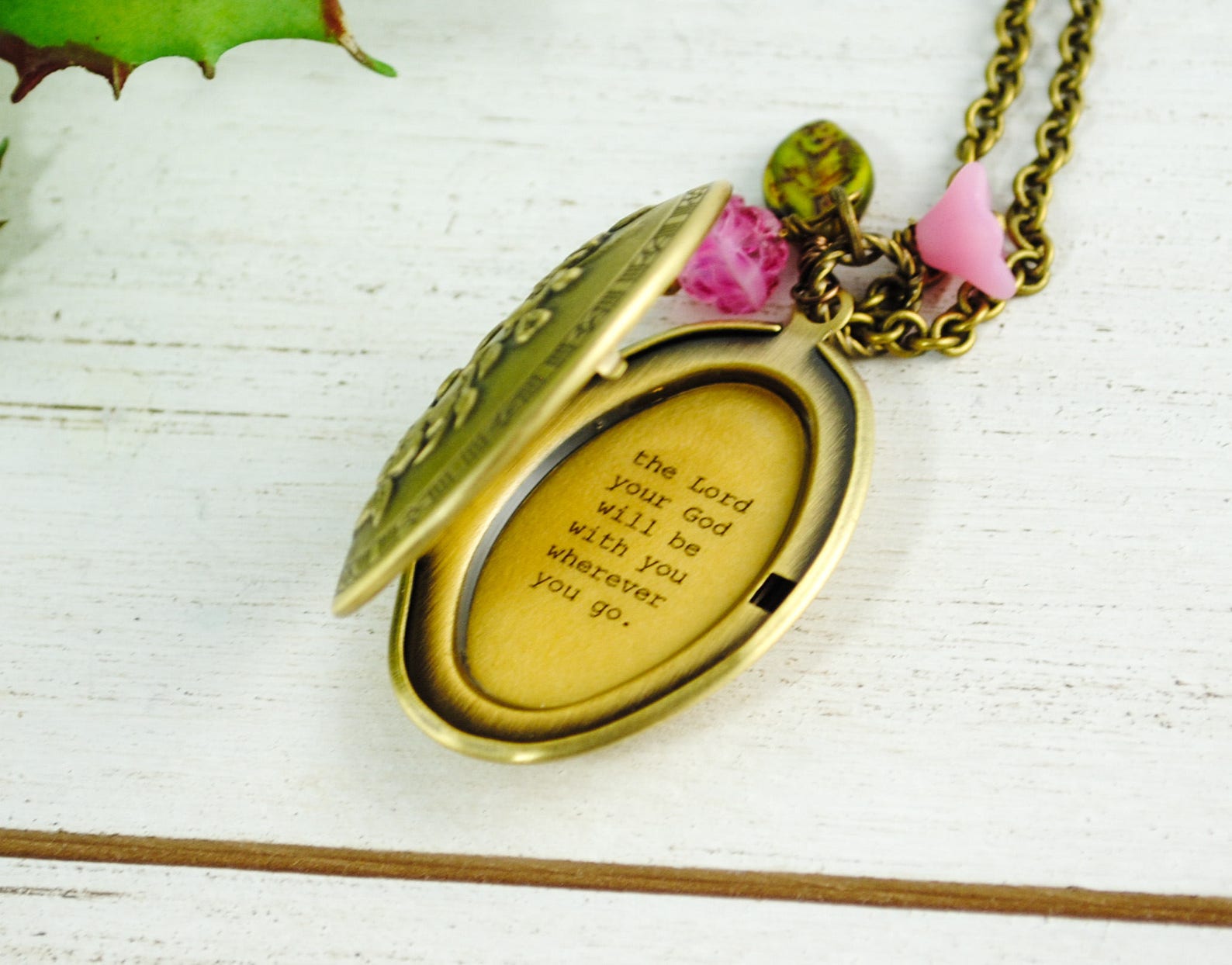 Women's Locket Quote Locket Faith Jewelry Be strong Etsy