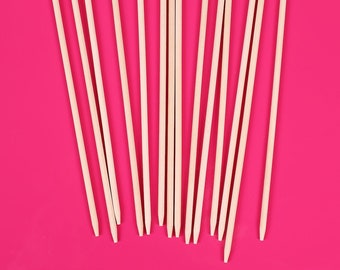 25 Wooden Toffee Apple Sticks with Wrappers and Ribbon Kit Bundle Yolli