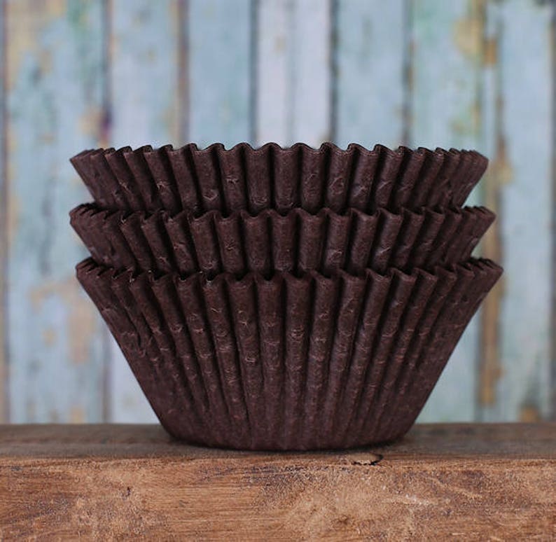 Jumbo Brown Cupcake Liners Texas Size Muffin Cups Jumbo Jumbo Brown Cupcake Liners Texas Size Muffin Cups Jumbo
