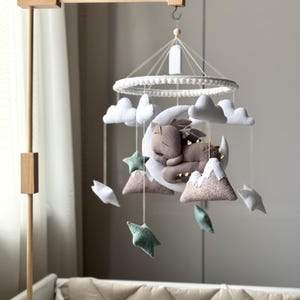 Dragon nursery baby mobile, Dragon Baby Mobile, Gender Neutral Infant Decor, Dragon Baby Mobile for Nursery - Newborn Gift, Baby Shower Gift