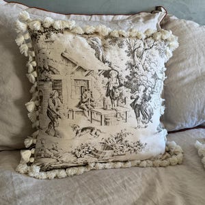 Toile de Jouy-sierkussen