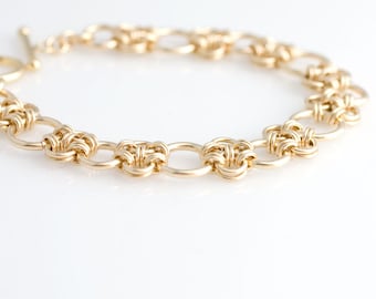 Enso Chainmaille Bracelet in Gold Filled