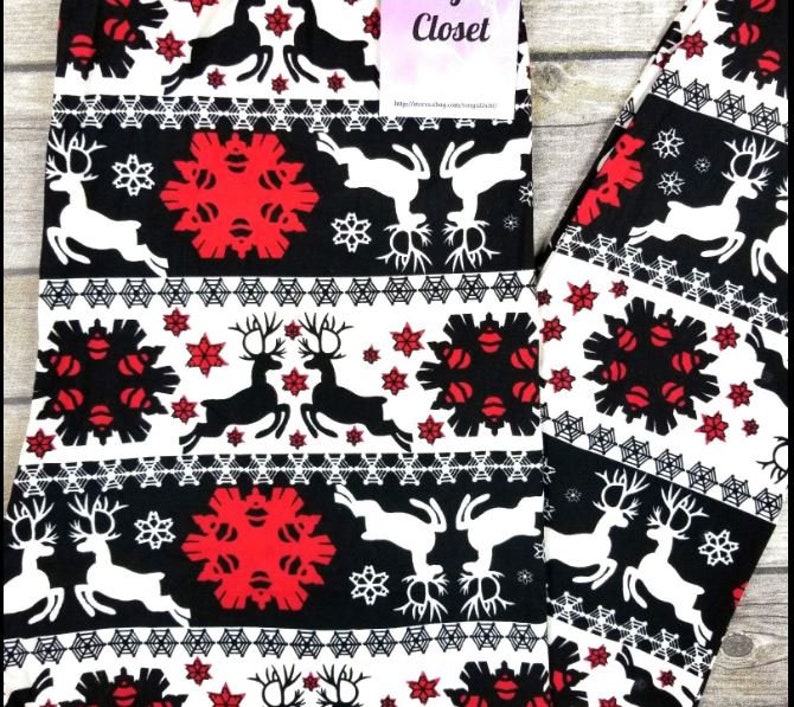 One Size OS Fits Sizes 2-12 Red Black Winter Reindeer Leggings