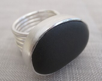 large black beach rock ring - coiled band