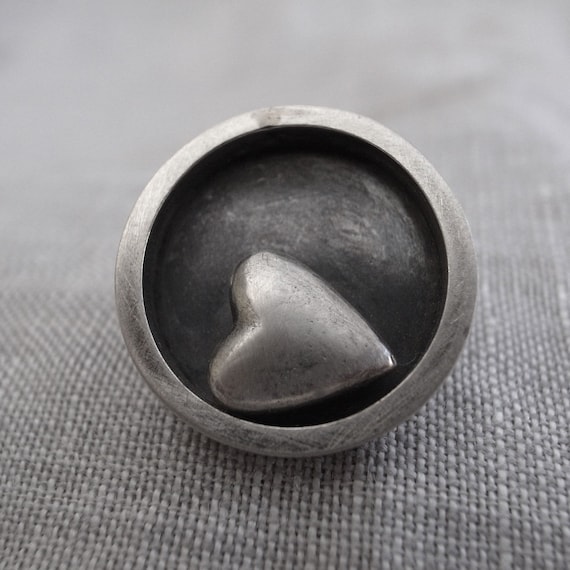 circle heart pin - sterling silver
