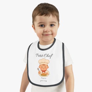 Cute Chef Baby Bib, Durable Infant Feeding Bib, Perfect Gift for Baby Showers, Fun Dining Accessory, Petit Chef Theme for Kids