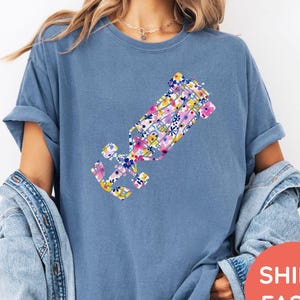 Floral F1 Car T-Shirt: Formula 1 Racing Tee for Women