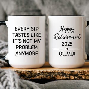 Benutzerdefinierte Ruhestandsbecher, lustiges Ruhestandsgeschenk, personalisierte Ruhestandsbecher, Ruhestandsgeschenke für Mann oder Frau, glücklicher Ruhestandsbecher