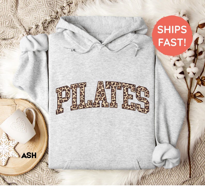 Pilates Leopardenmuster Sweatshirt | Pilates Hoodie | Pilates Instruktor Pullover | Pilates Geschenk | Fitness Geschenke | Trainings-Sweatshirt Ash