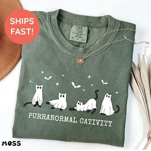 Comfort Colors® Geist schwarze Katze Shirt, Geister Shirt für Halloween, Katzen Mutter Shirt, süßes Halloween Katzen Shirt, Purranormal Cativity T-Shirt